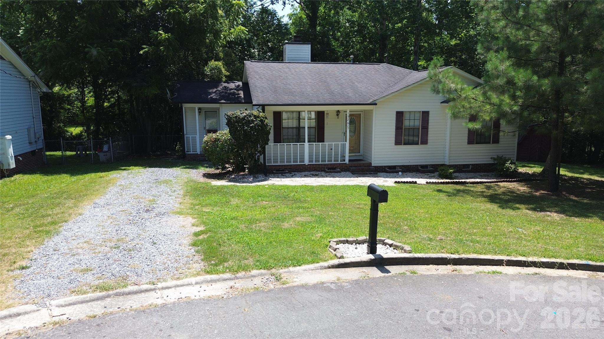 1926 Pinevalley Road 31 Property Photo 1