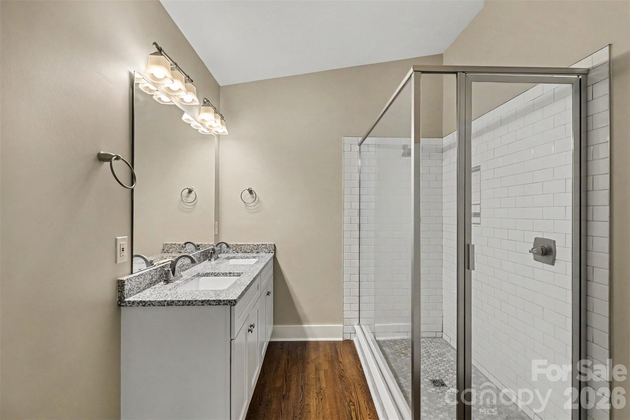 1338 Edgewater Drive Property Photo 20