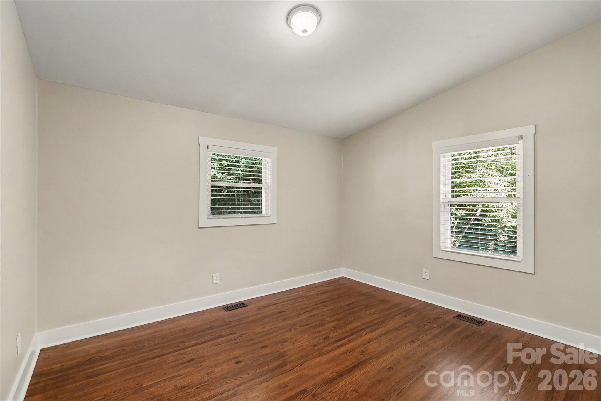 1338 Edgewater Drive Property Photo 24