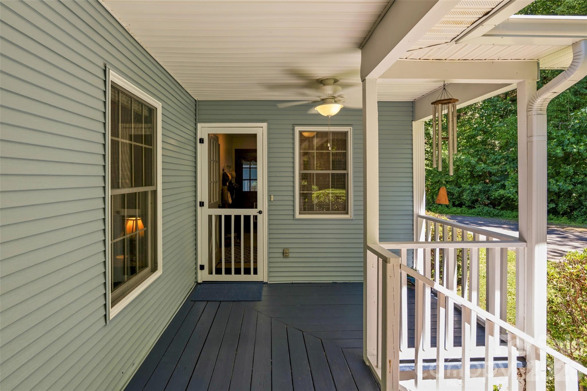 1064 Maplewood Court Property Photo 10