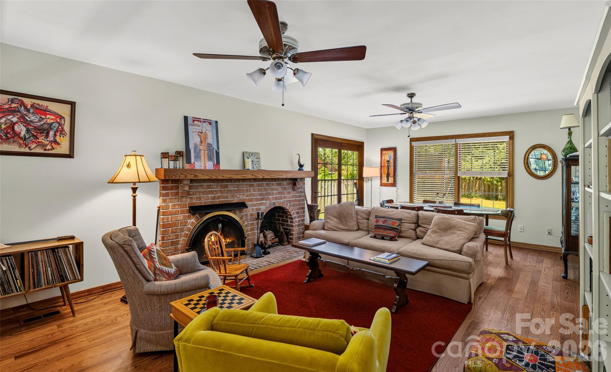 1064 Maplewood Court Property Photo 12