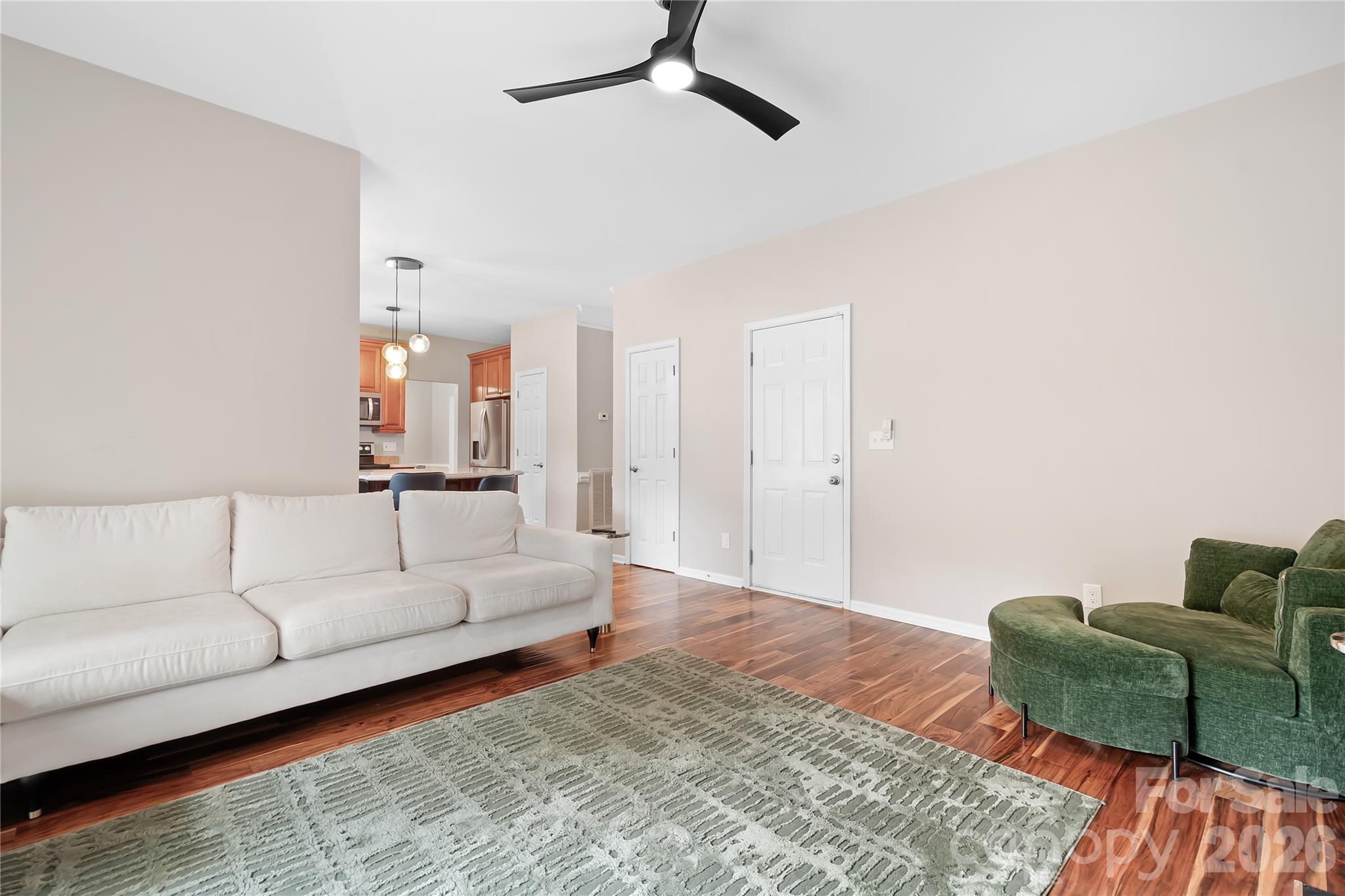 9407 Willow Tree Lane Property Photo 11