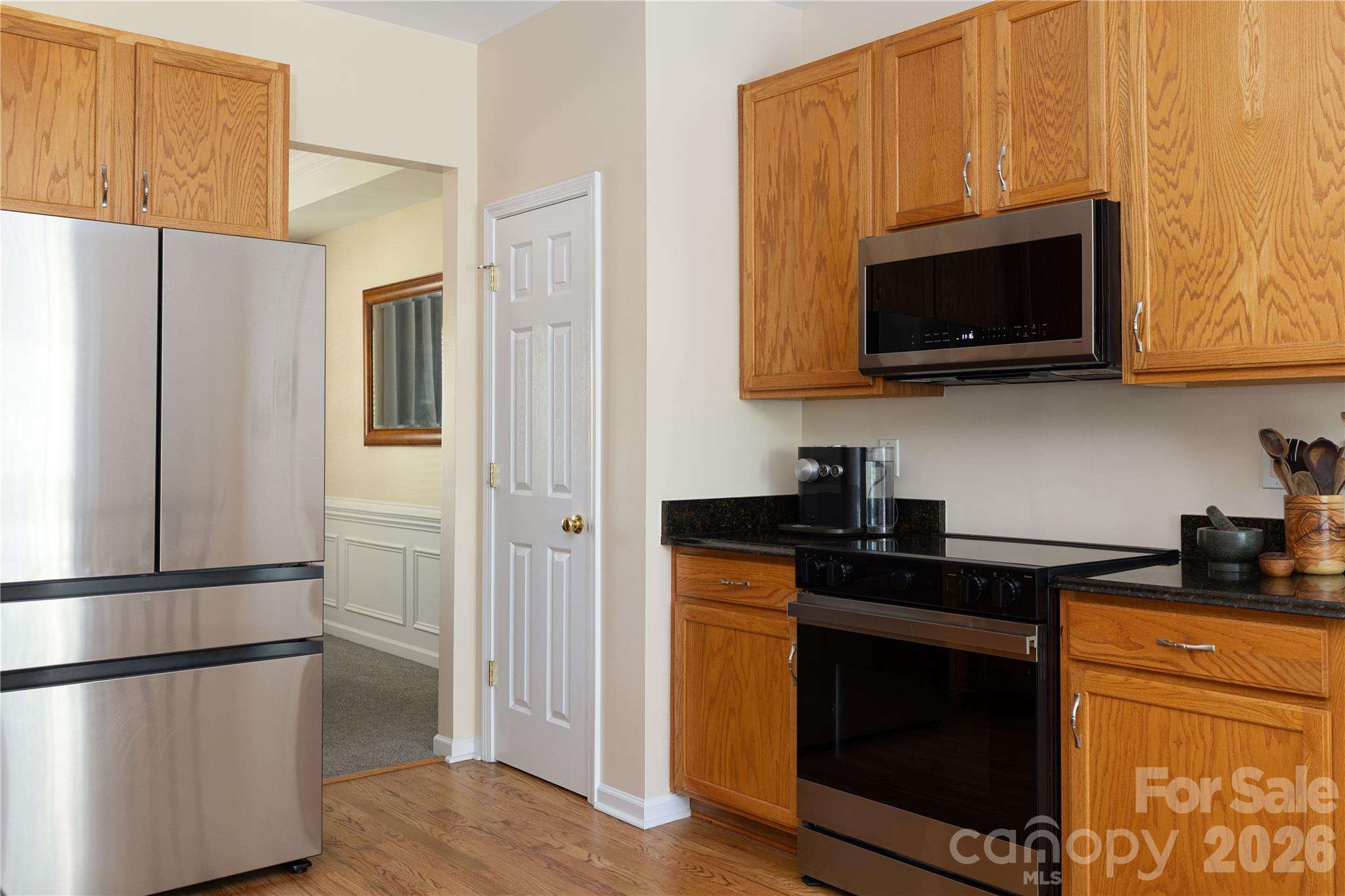 402 Abercairn Way Property Photo 11