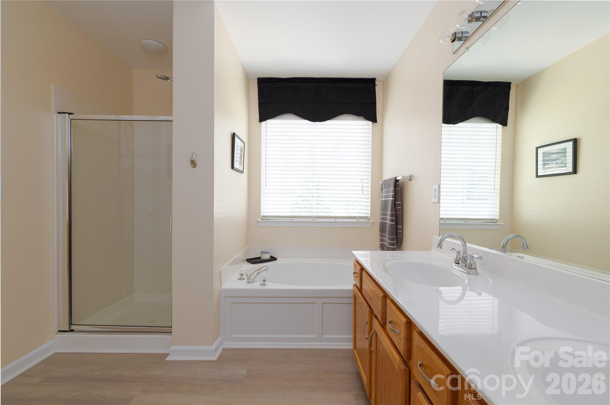402 Abercairn Way Property Photo 21