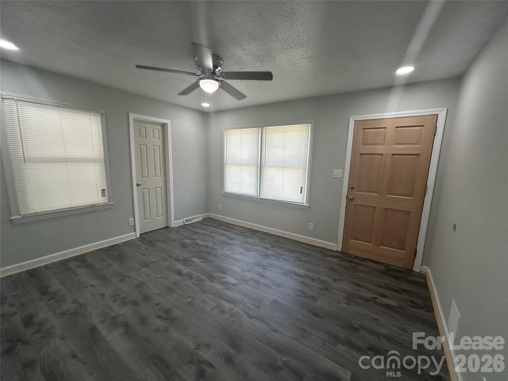 5006 Myers Road Property Photo 2