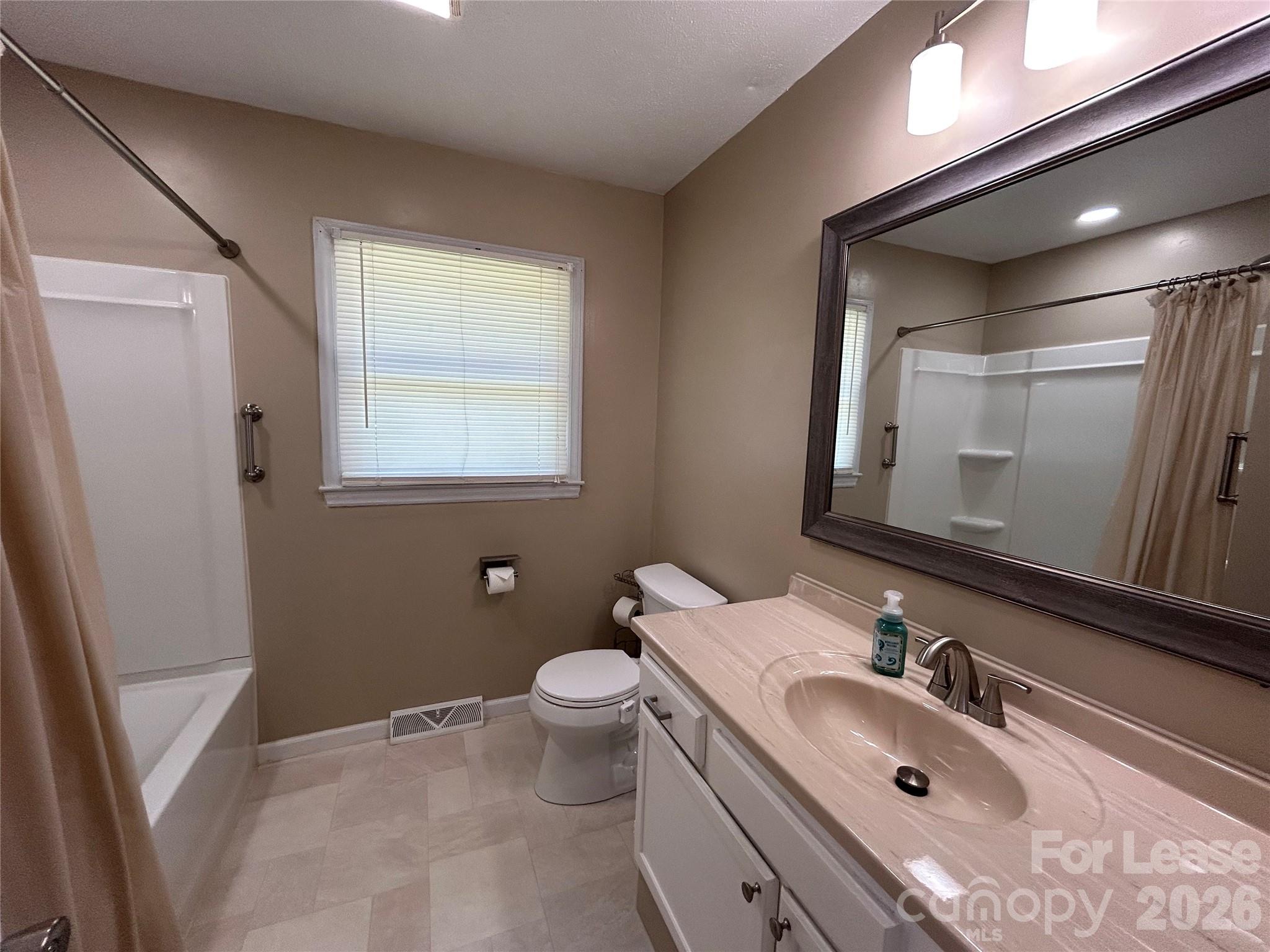 5006 Myers Road Property Photo 8