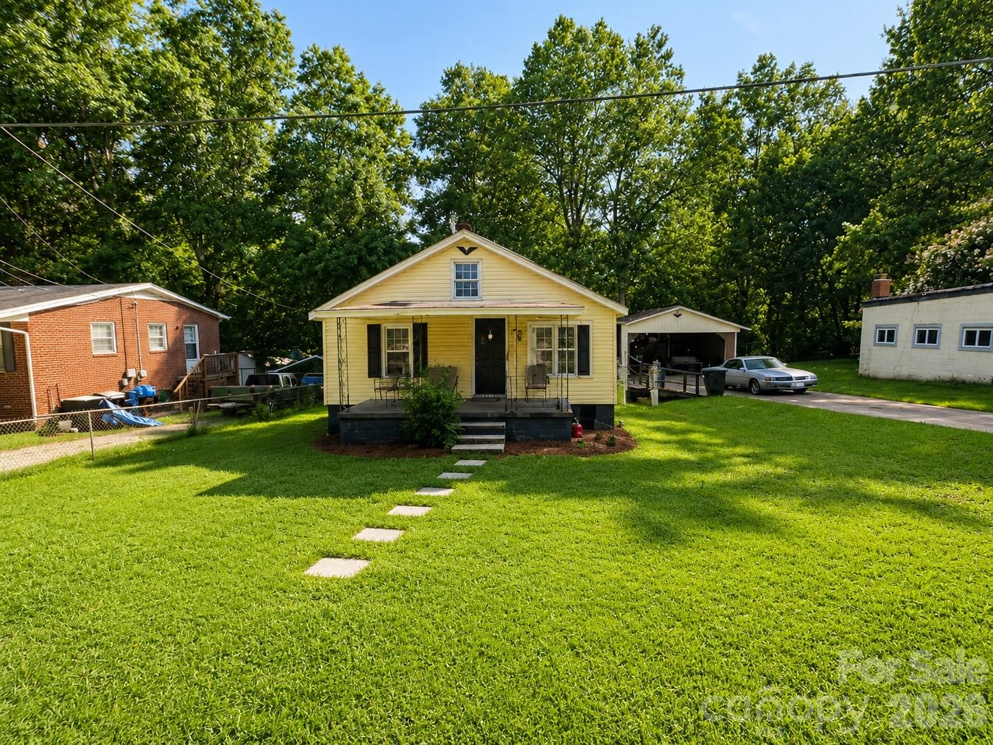312 S Miller Avenue Property Photo 1