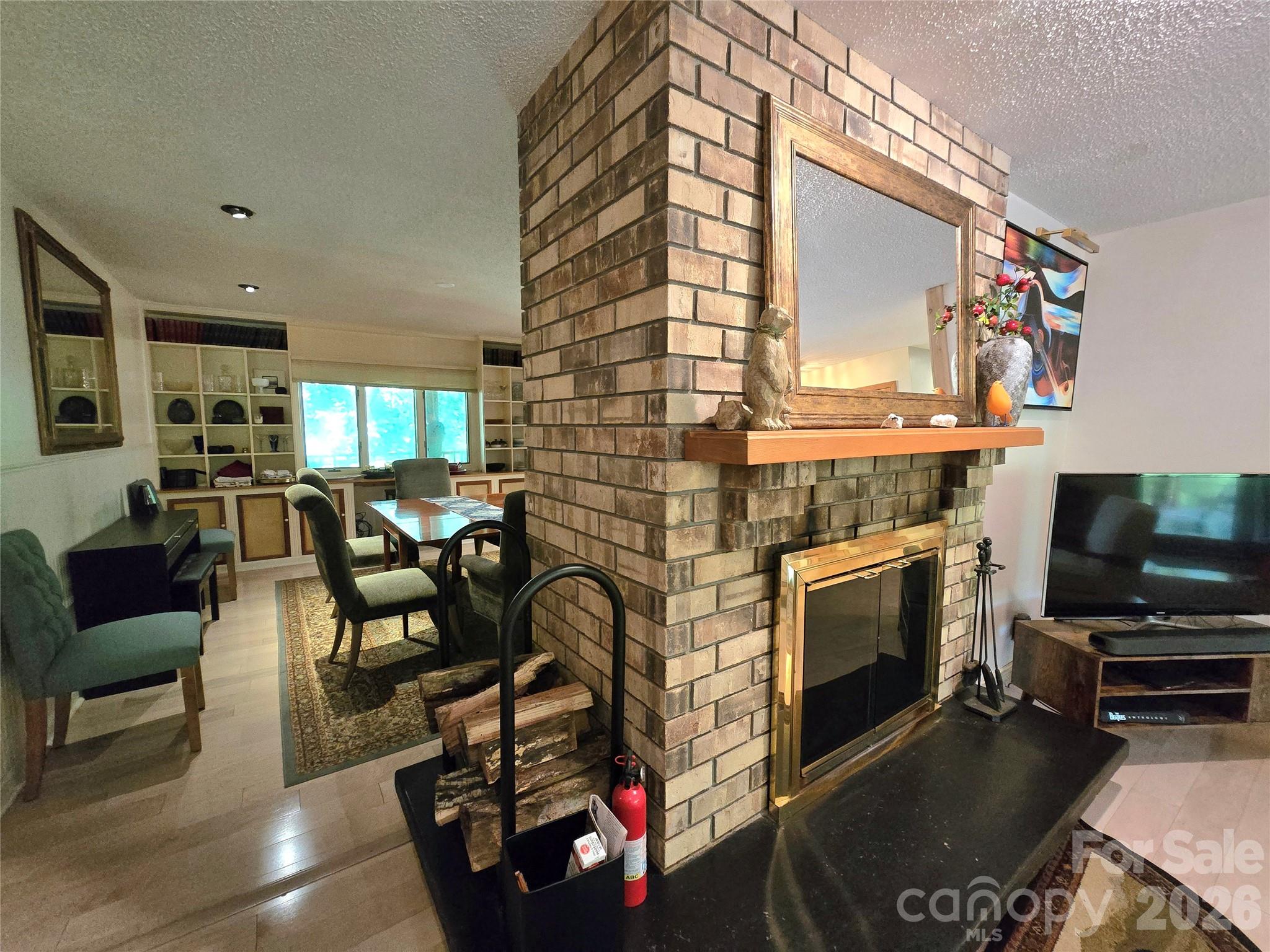 18 Rollingwood Road Property Photo 3