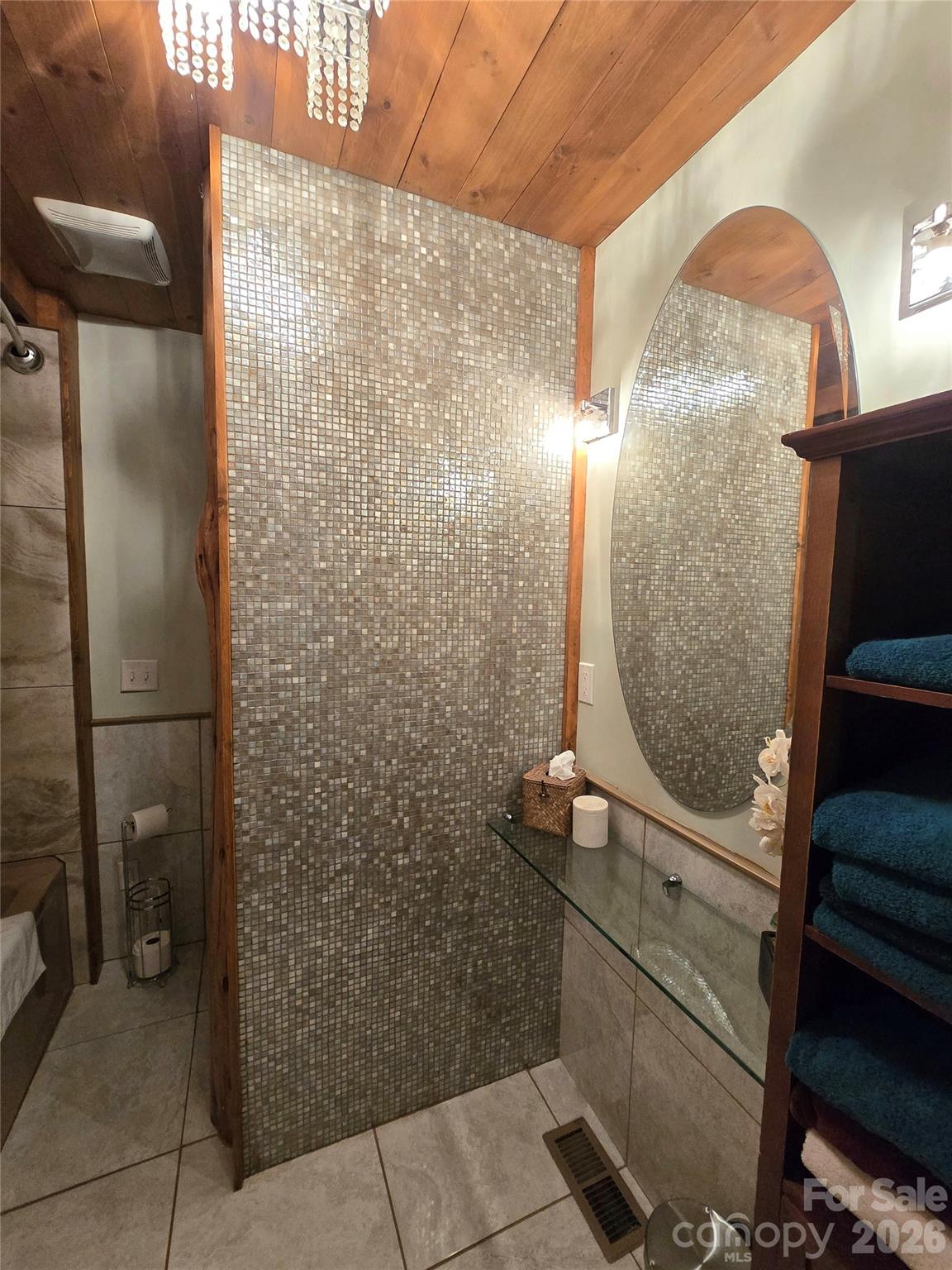 18 Rollingwood Road Property Photo 22