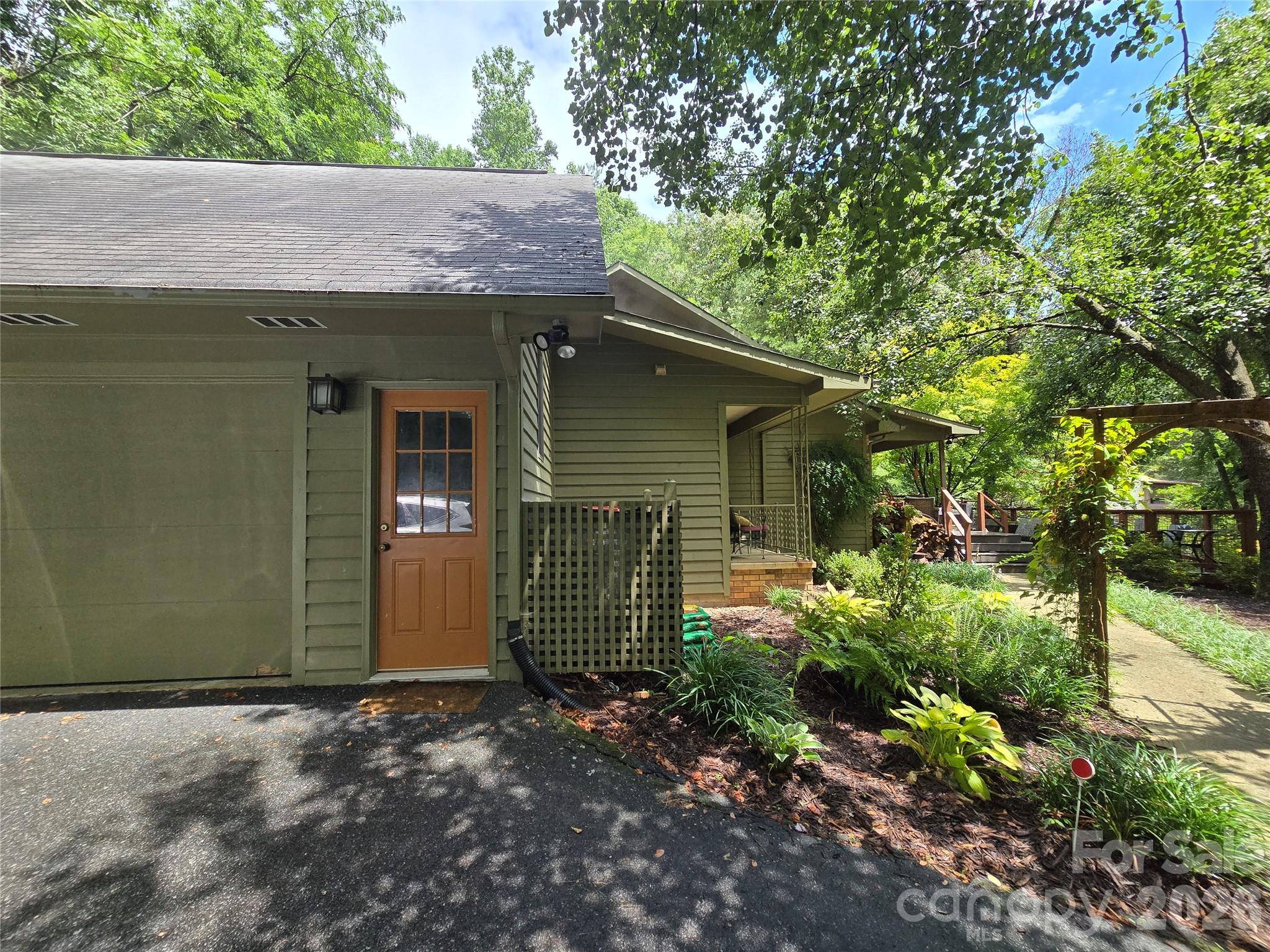 18 Rollingwood Road Property Photo 26