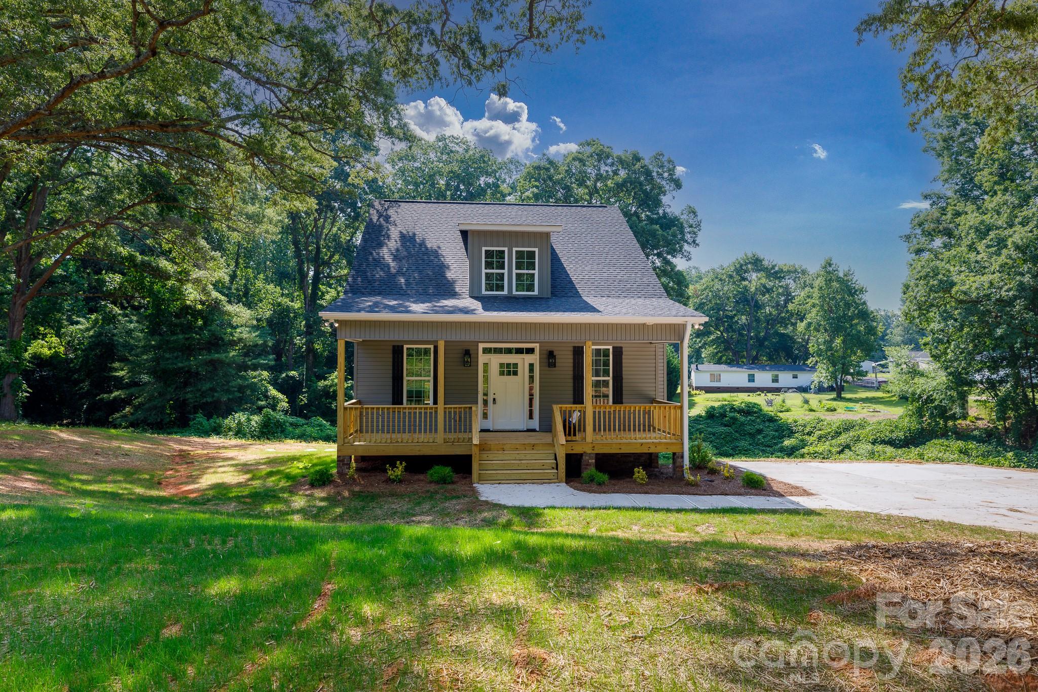 571 Trexler Lane Property Photo 1