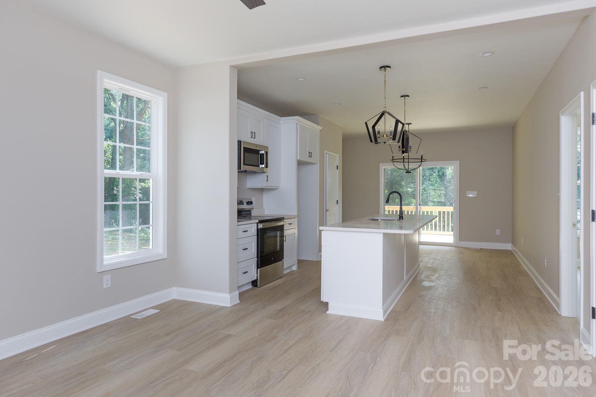 571 Trexler Lane Property Photo 2