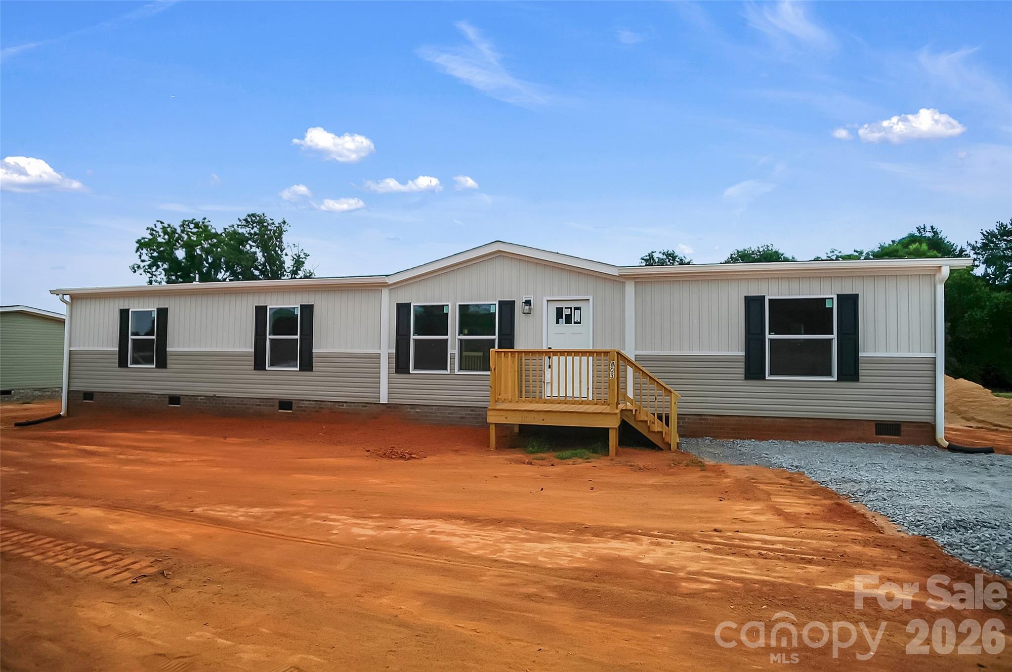 803 Eagle View Lane Property Photo 1