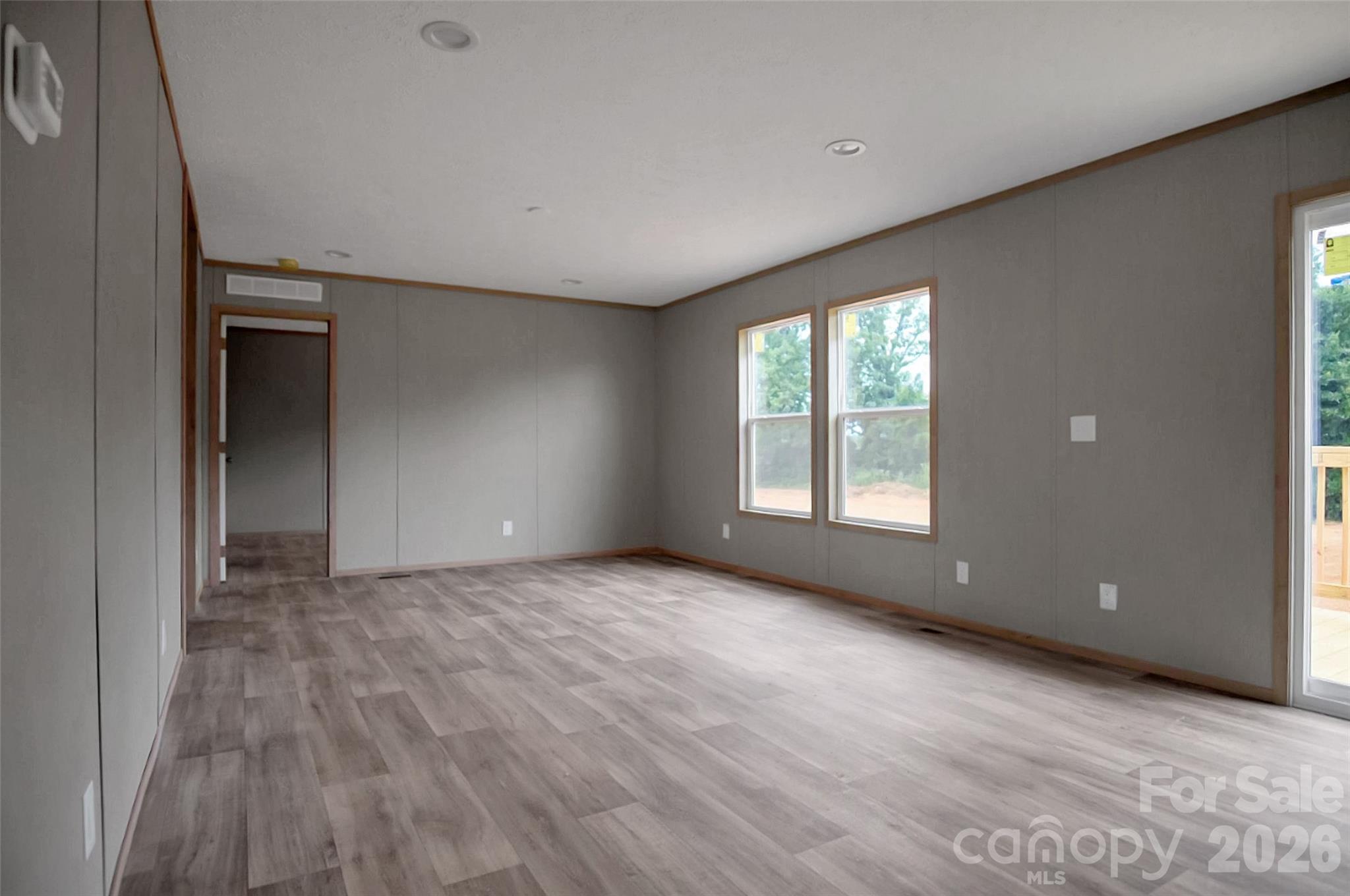803 Eagle View Lane Property Photo 16