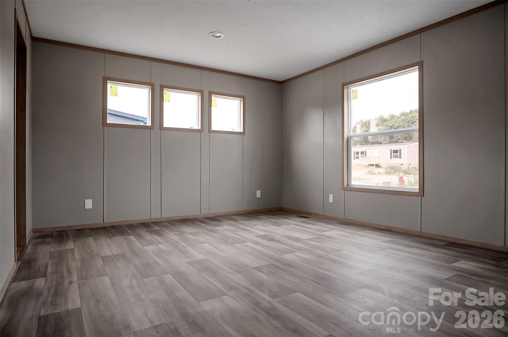 803 Eagle View Lane Property Photo 18