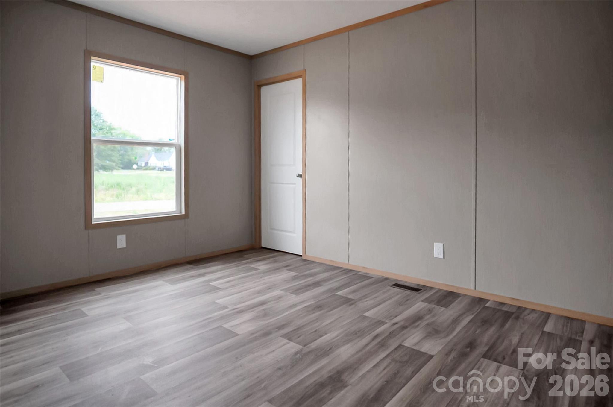 803 Eagle View Lane Property Photo 27