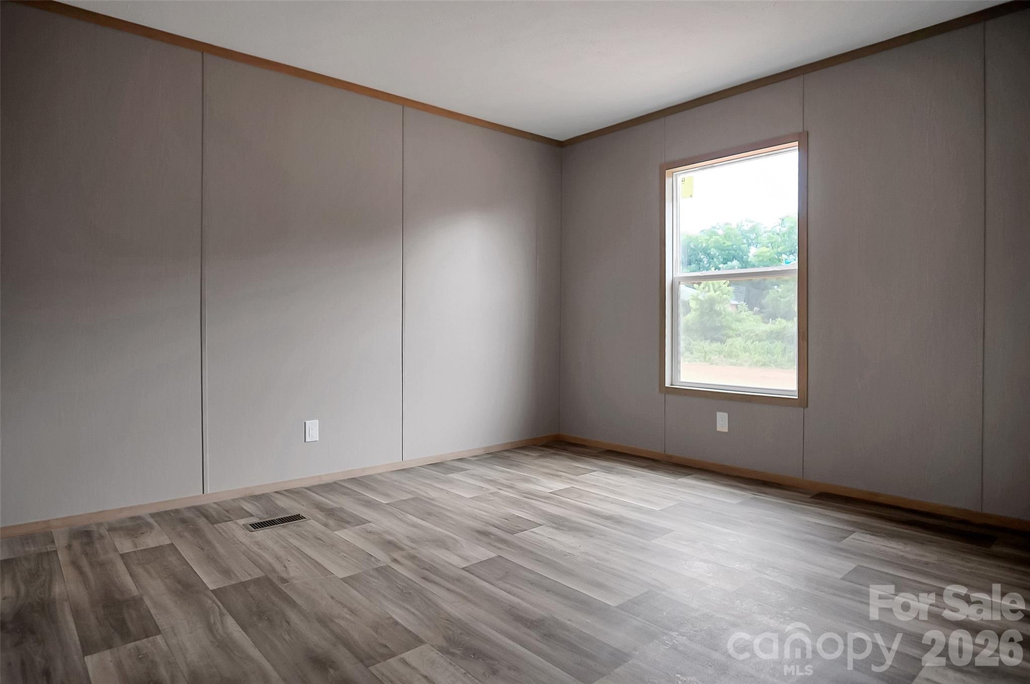 803 Eagle View Lane Property Photo 28
