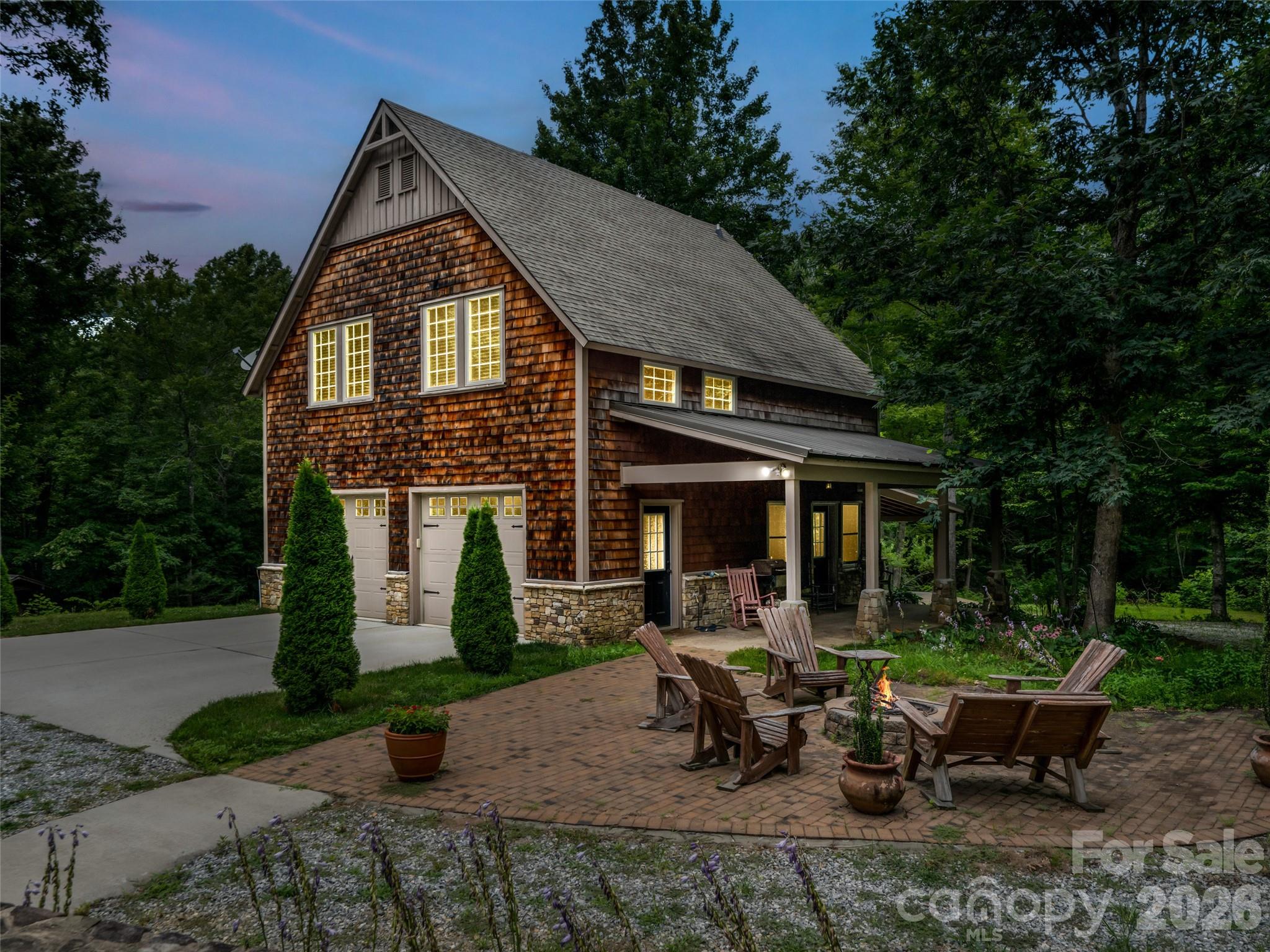 103 Old Saluda Drive 3a/3b Property Photo 2