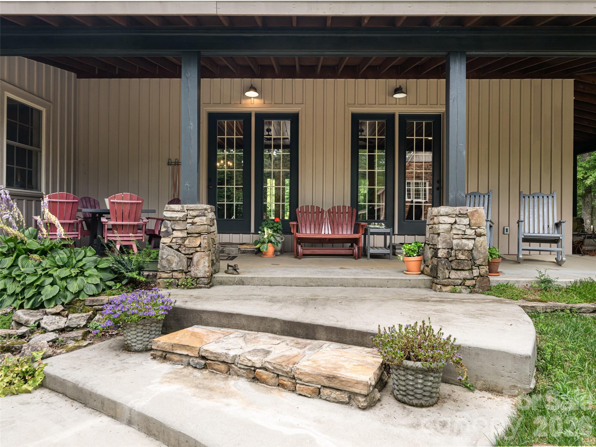 103 Old Saluda Drive 3a/3b Property Photo 36