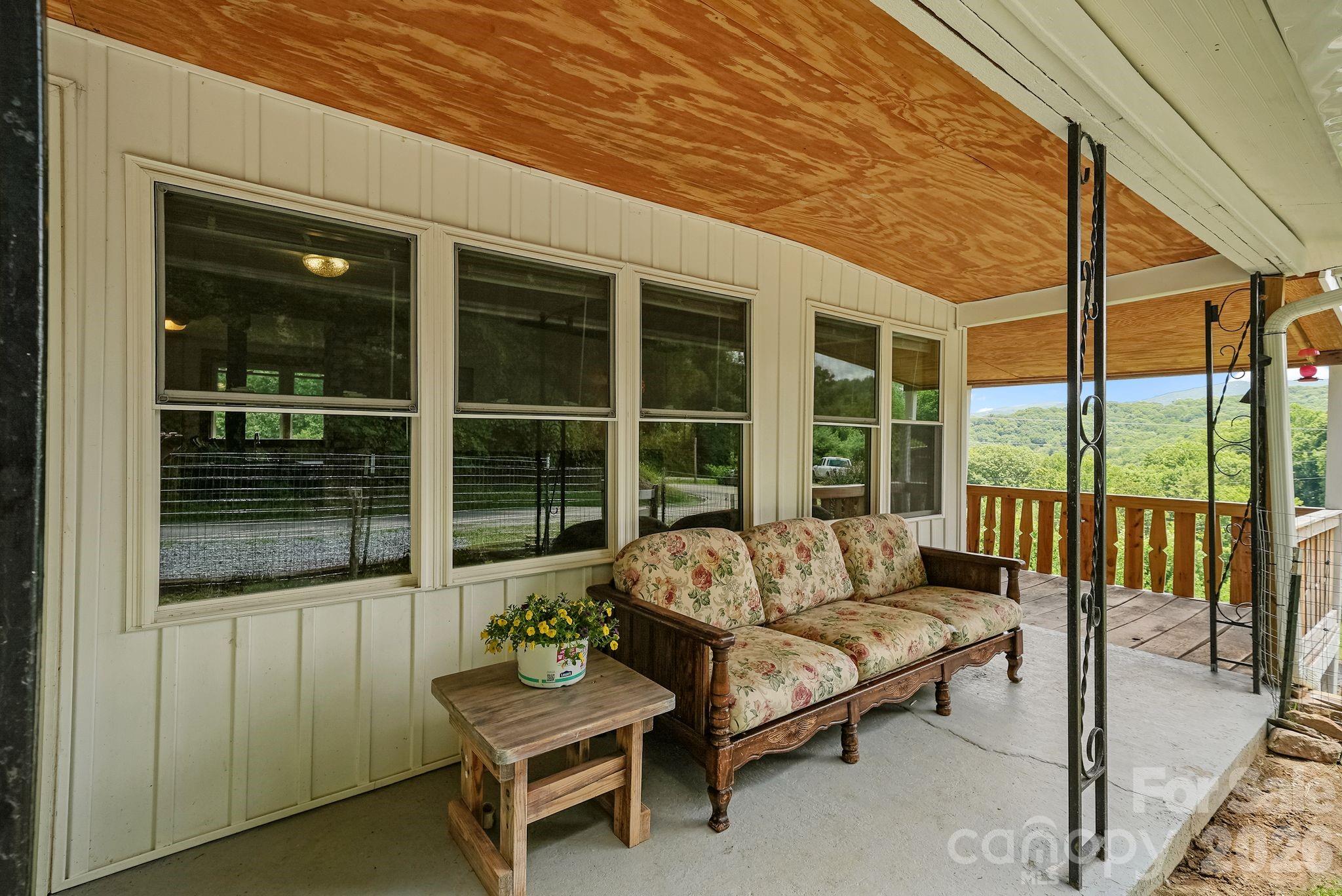 244 Flat Springs Road Property Photo 5