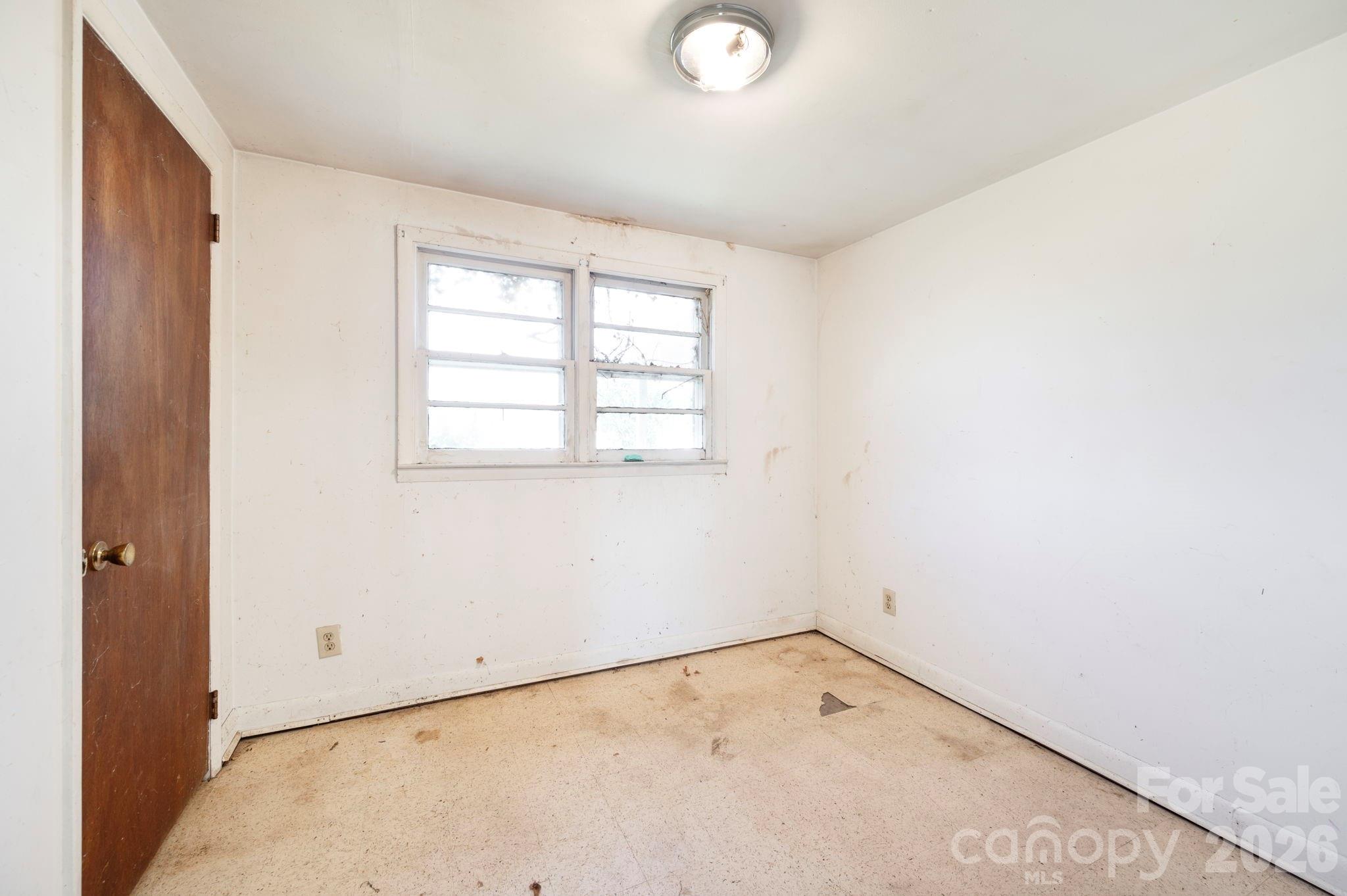 86 Sterling Drive Property Photo 13