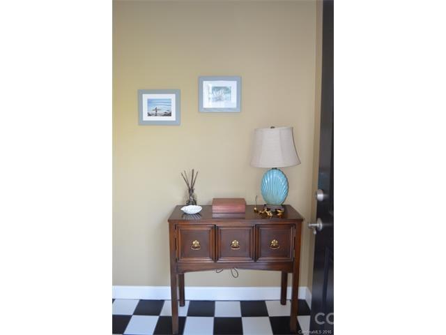 1313 Torrence Circle Property Photo 8