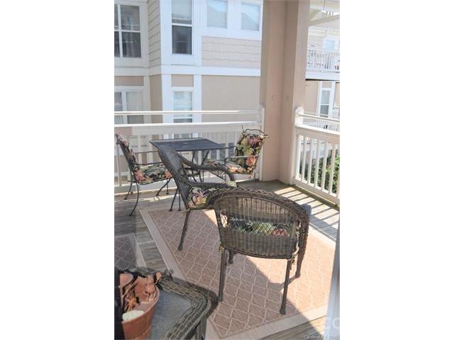 1313 Torrence Circle Property Photo 16