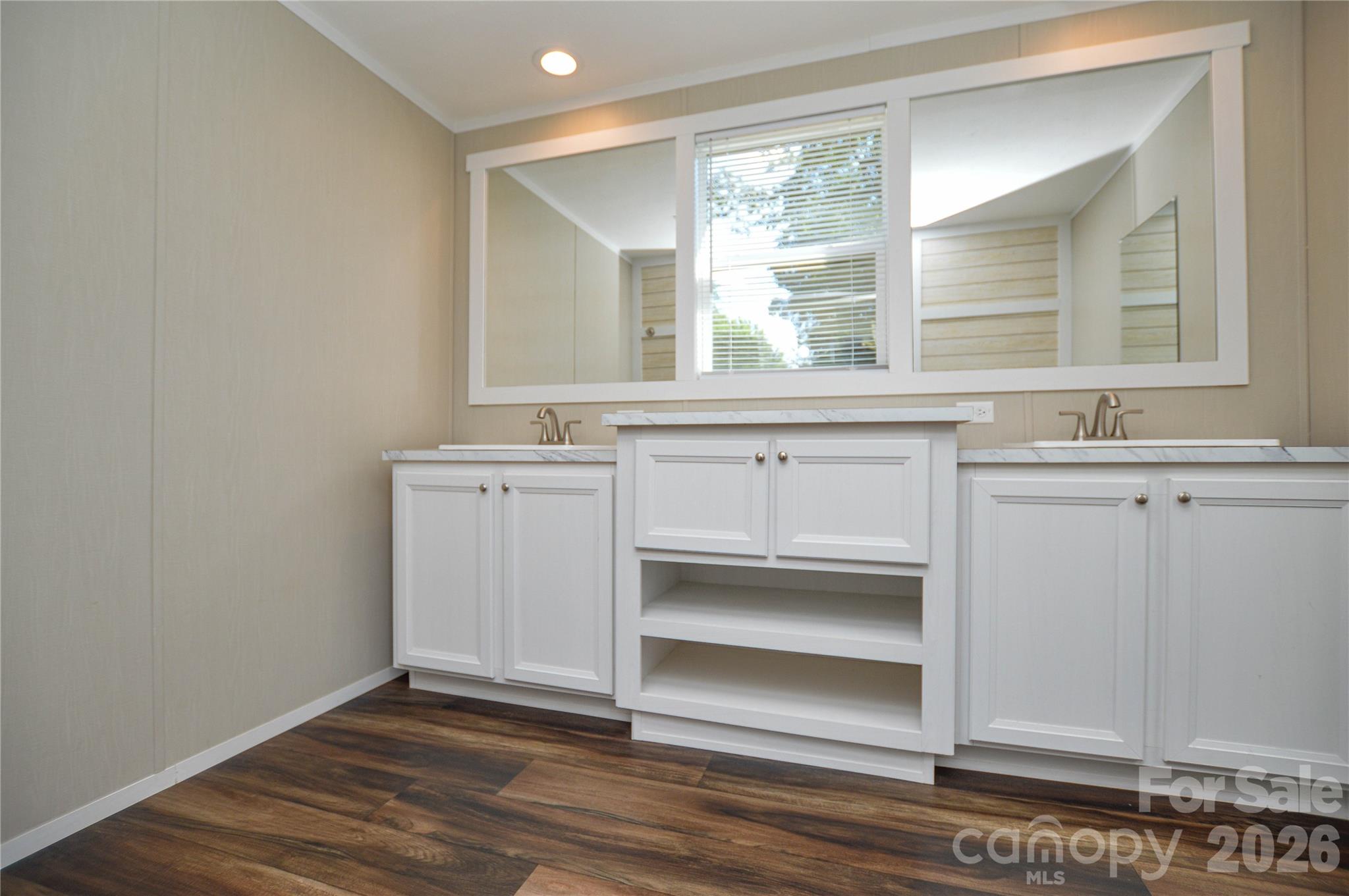 207 Pinehaven Drive Property Photo 12