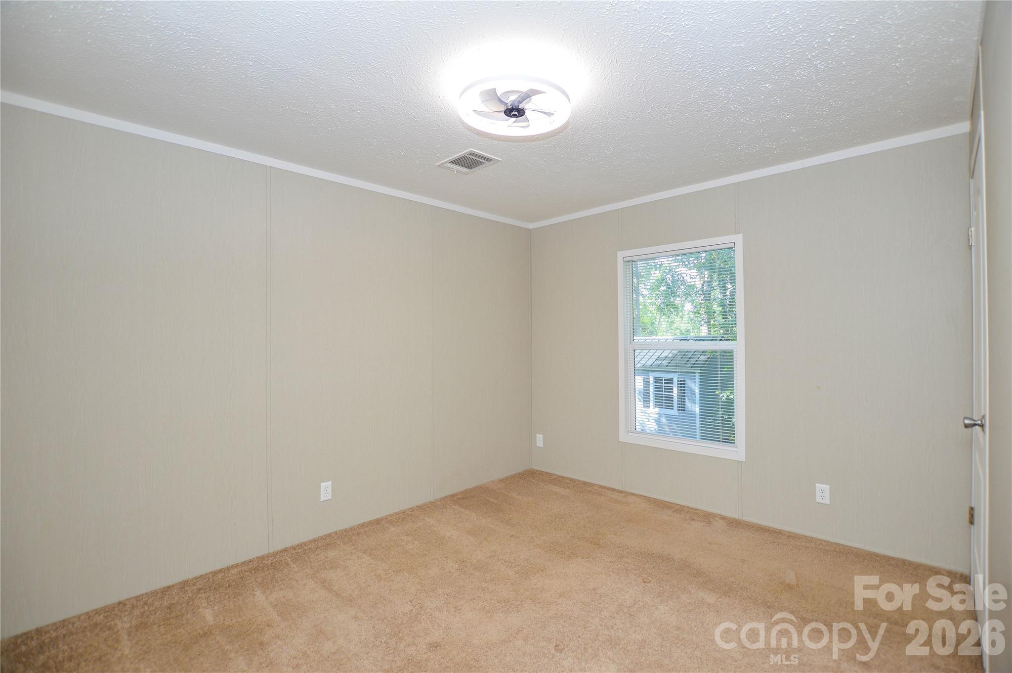 207 Pinehaven Drive Property Photo 13