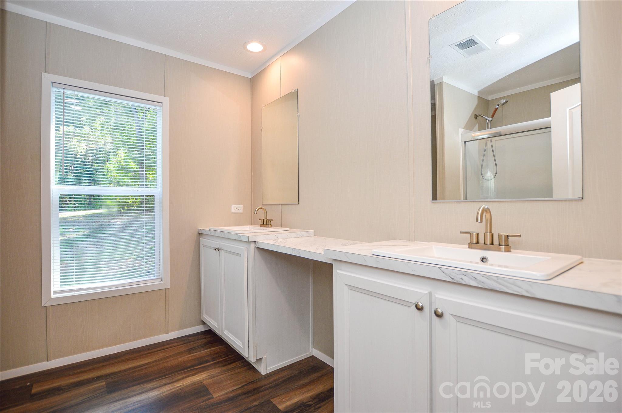 207 Pinehaven Drive Property Photo 15