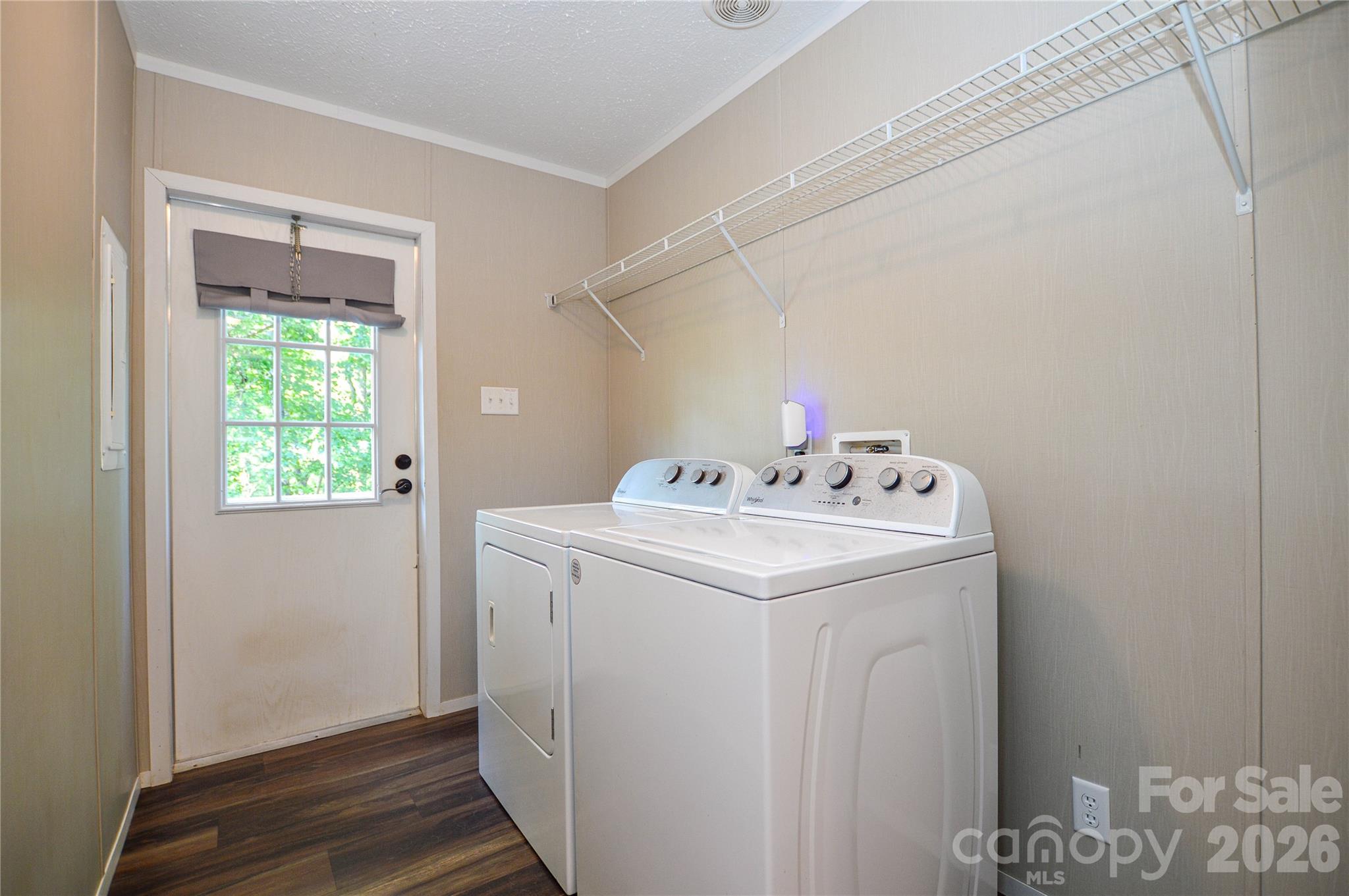 207 Pinehaven Drive Property Photo 17