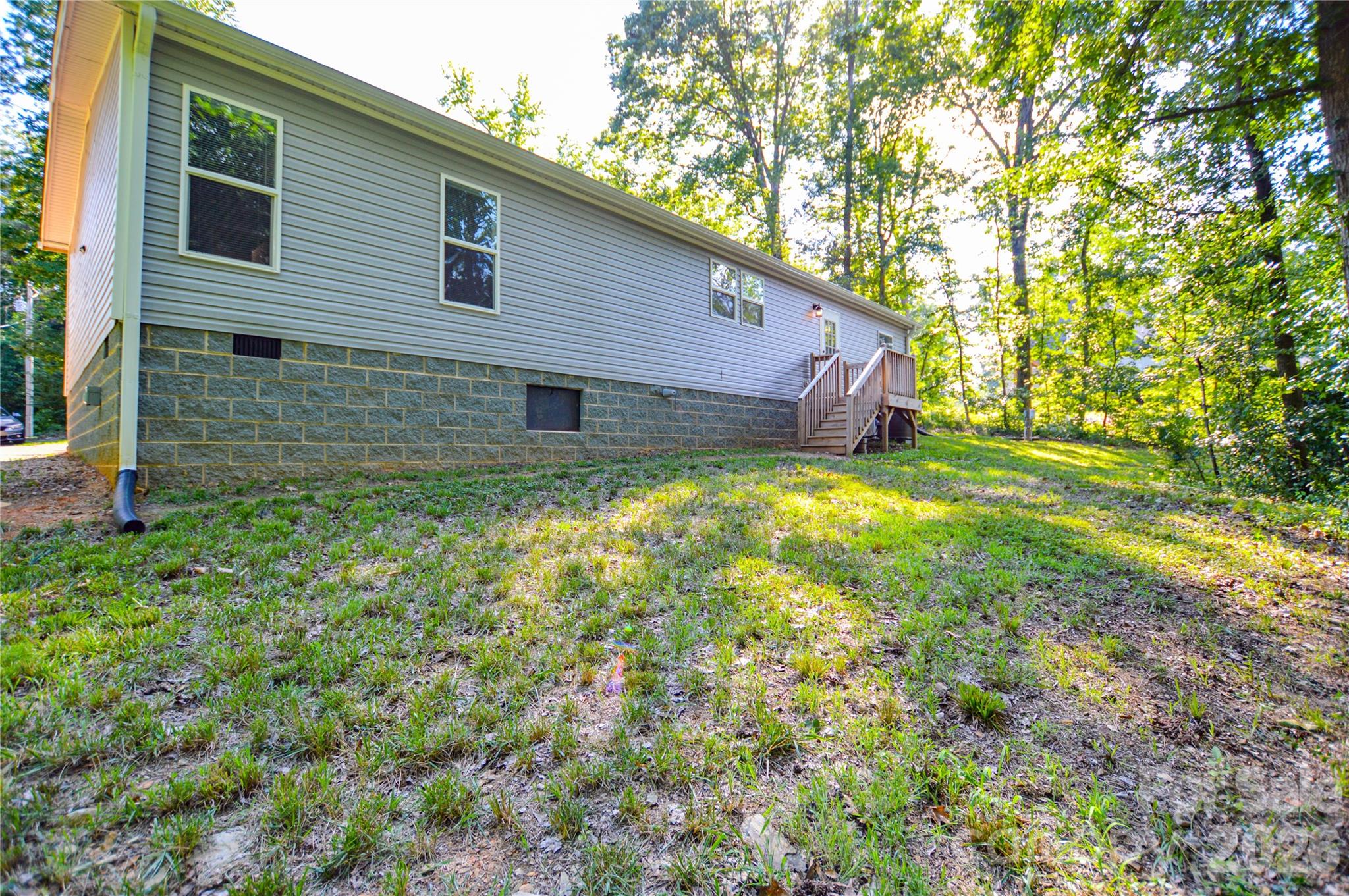 207 Pinehaven Drive Property Photo 18