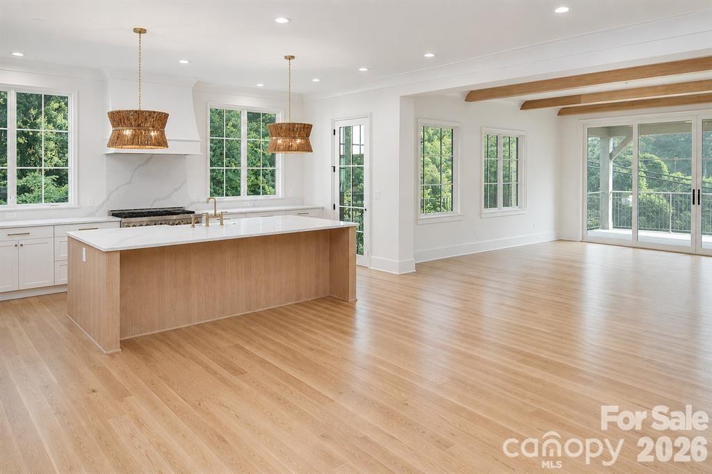 1214 S Kings Drive A Property Photo 8