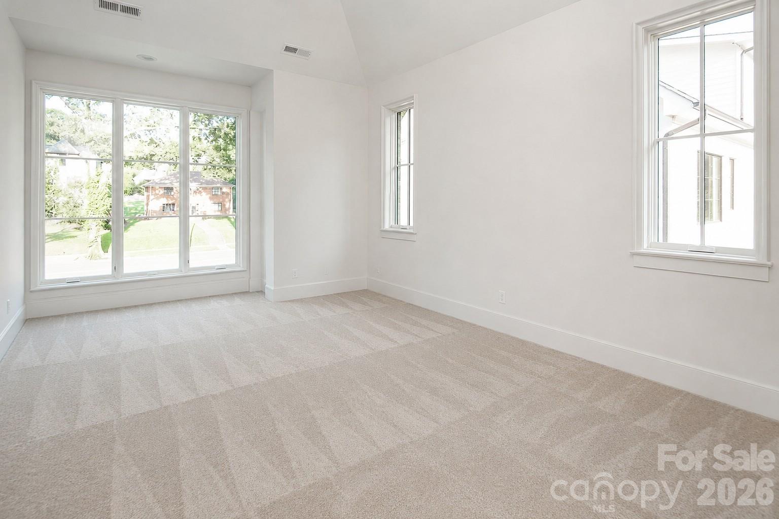 1214 S Kings Drive A Property Photo 31