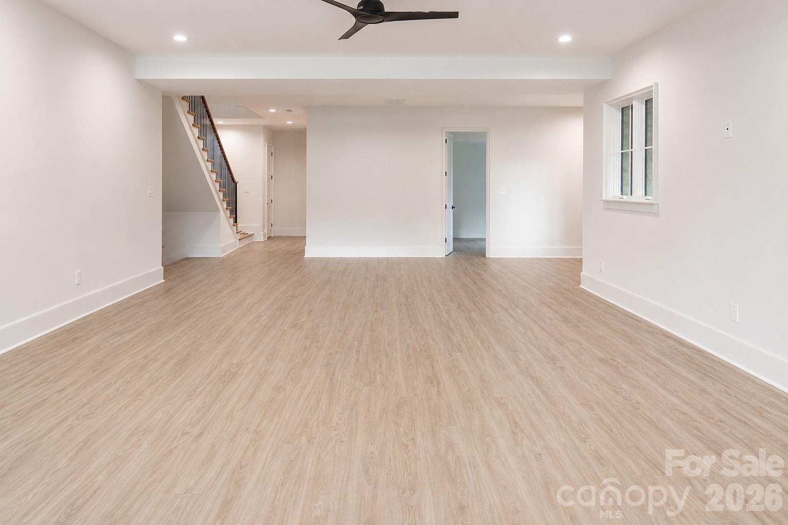 1214 S Kings Drive A Property Photo 40