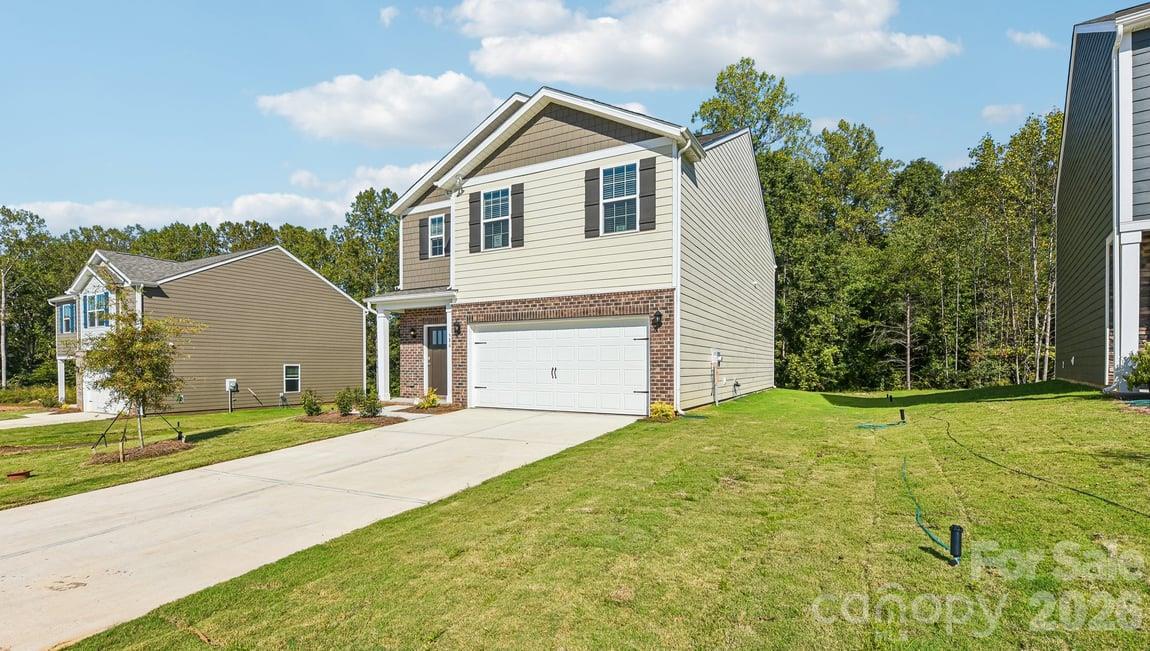 580 Dazzle Loop Property Photo 3
