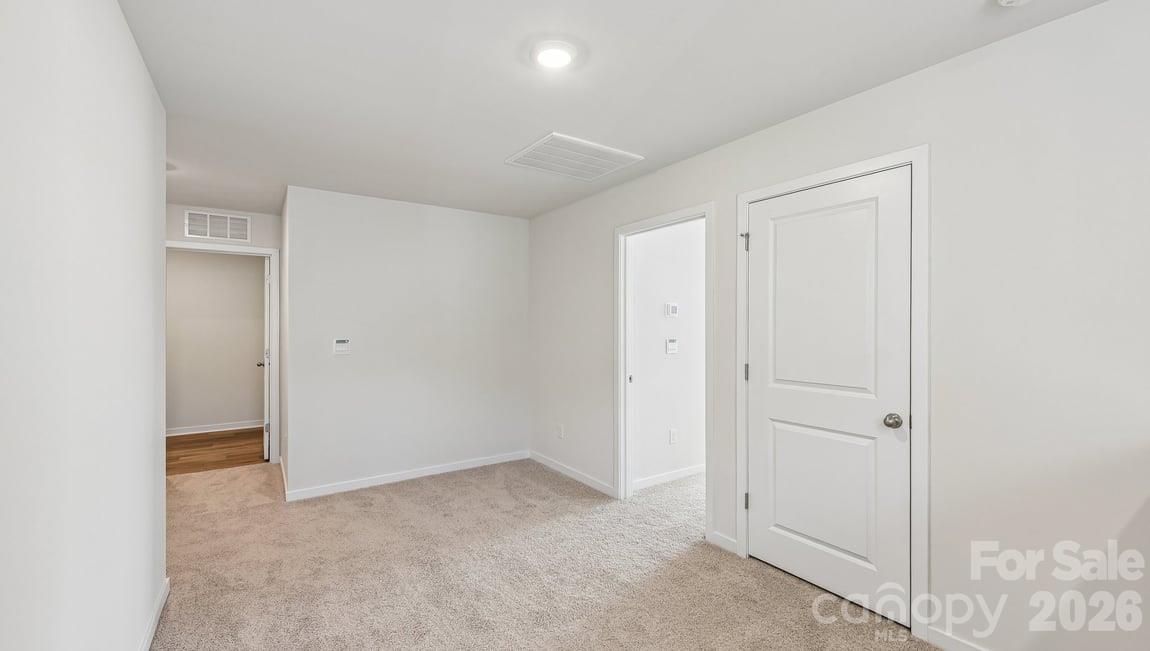 580 Dazzle Loop Property Photo 16