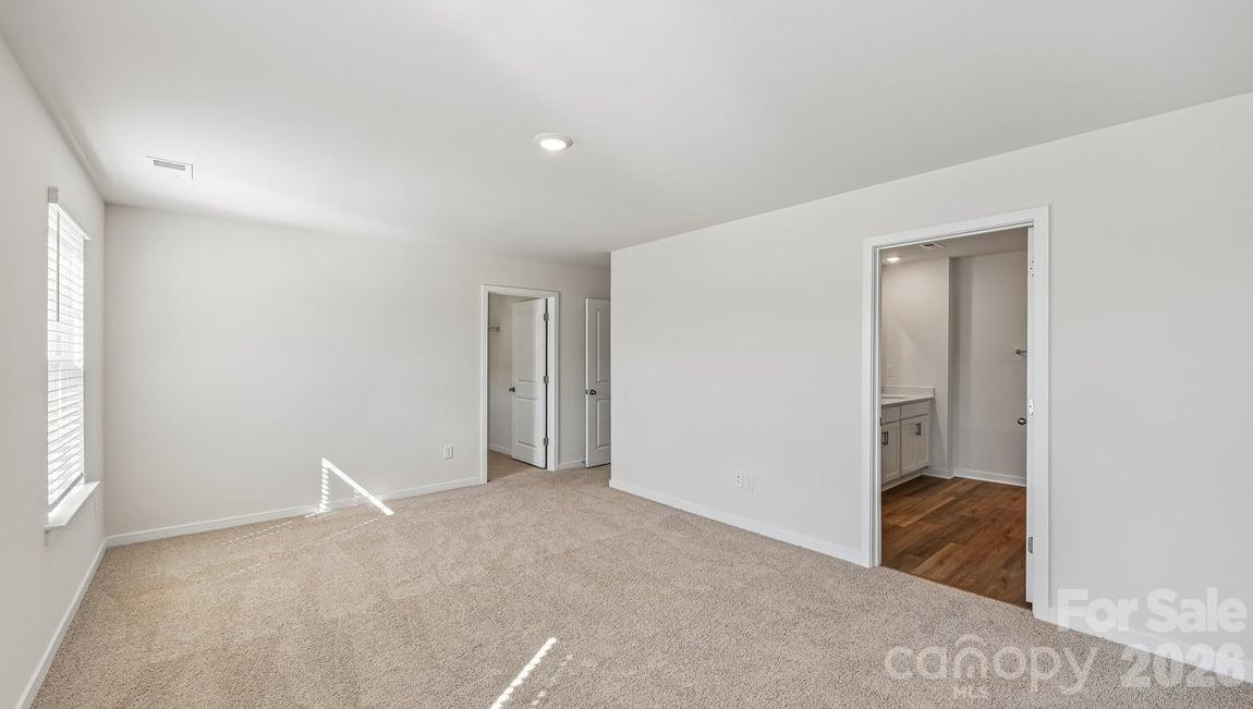 580 Dazzle Loop Property Photo 21