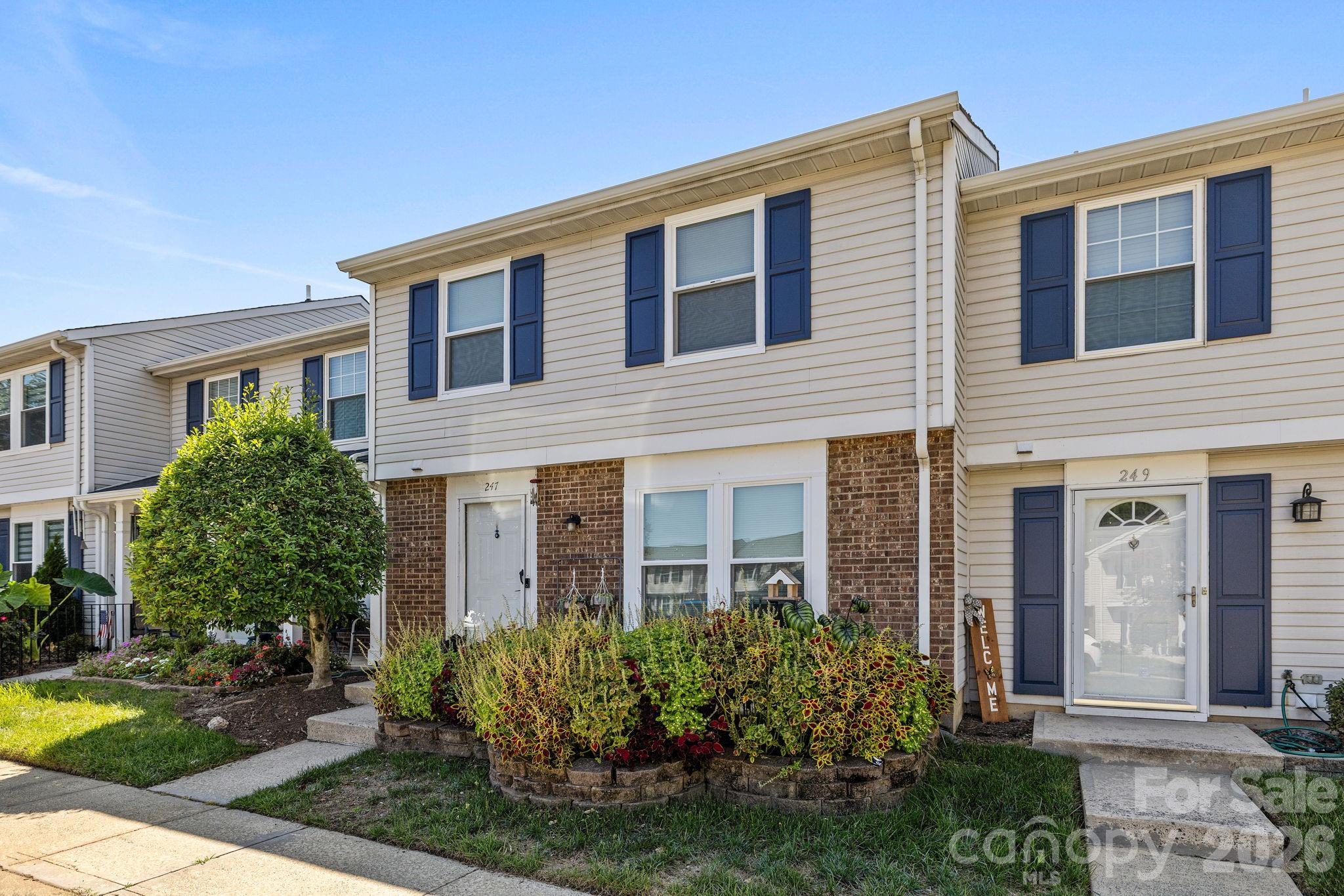 247 Water Oak Drive Property Photo 2