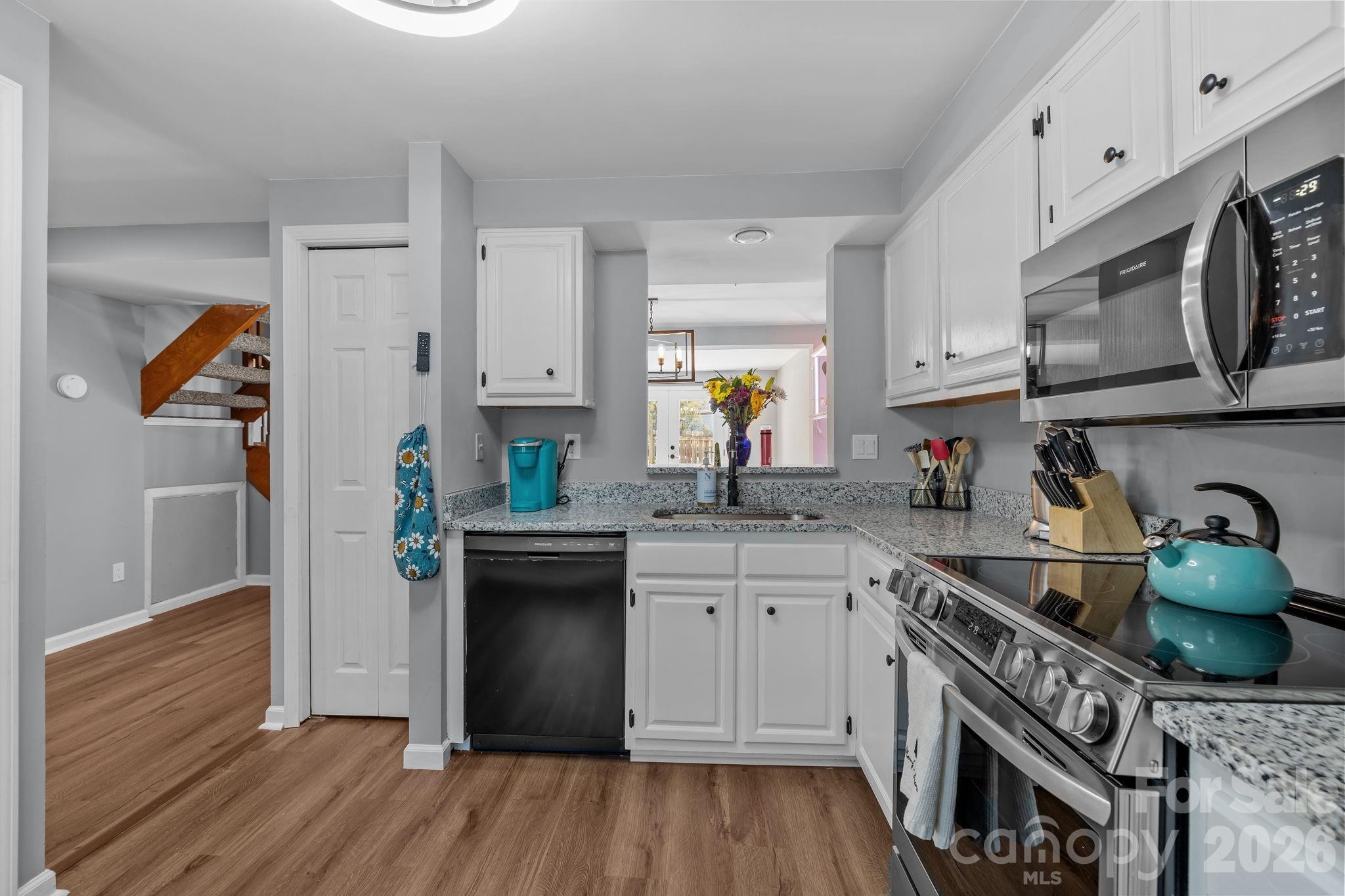 247 Water Oak Drive Property Photo 6
