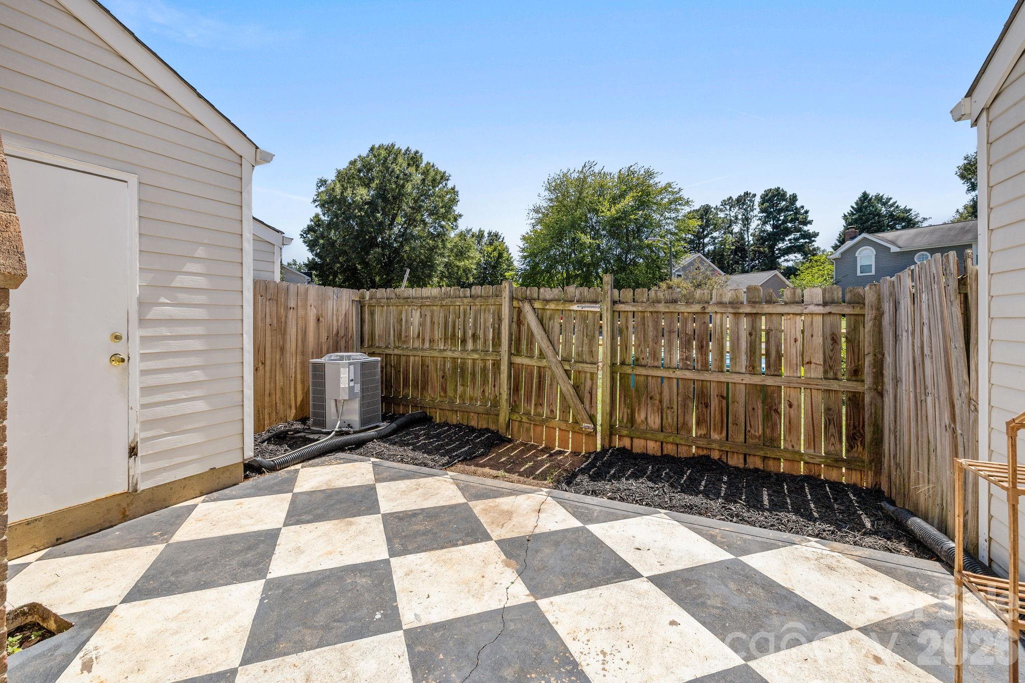 247 Water Oak Drive Property Photo 28