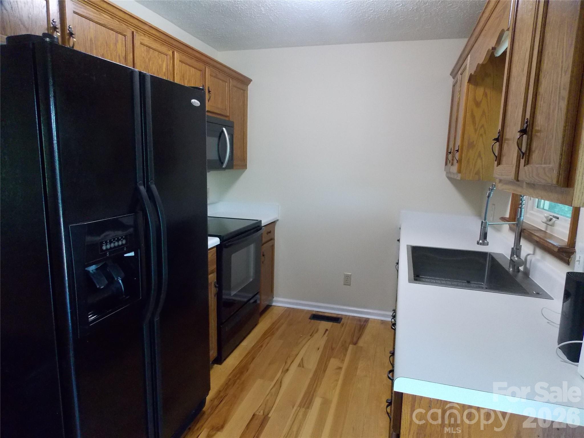 4249 Beach Road Property Photo 9