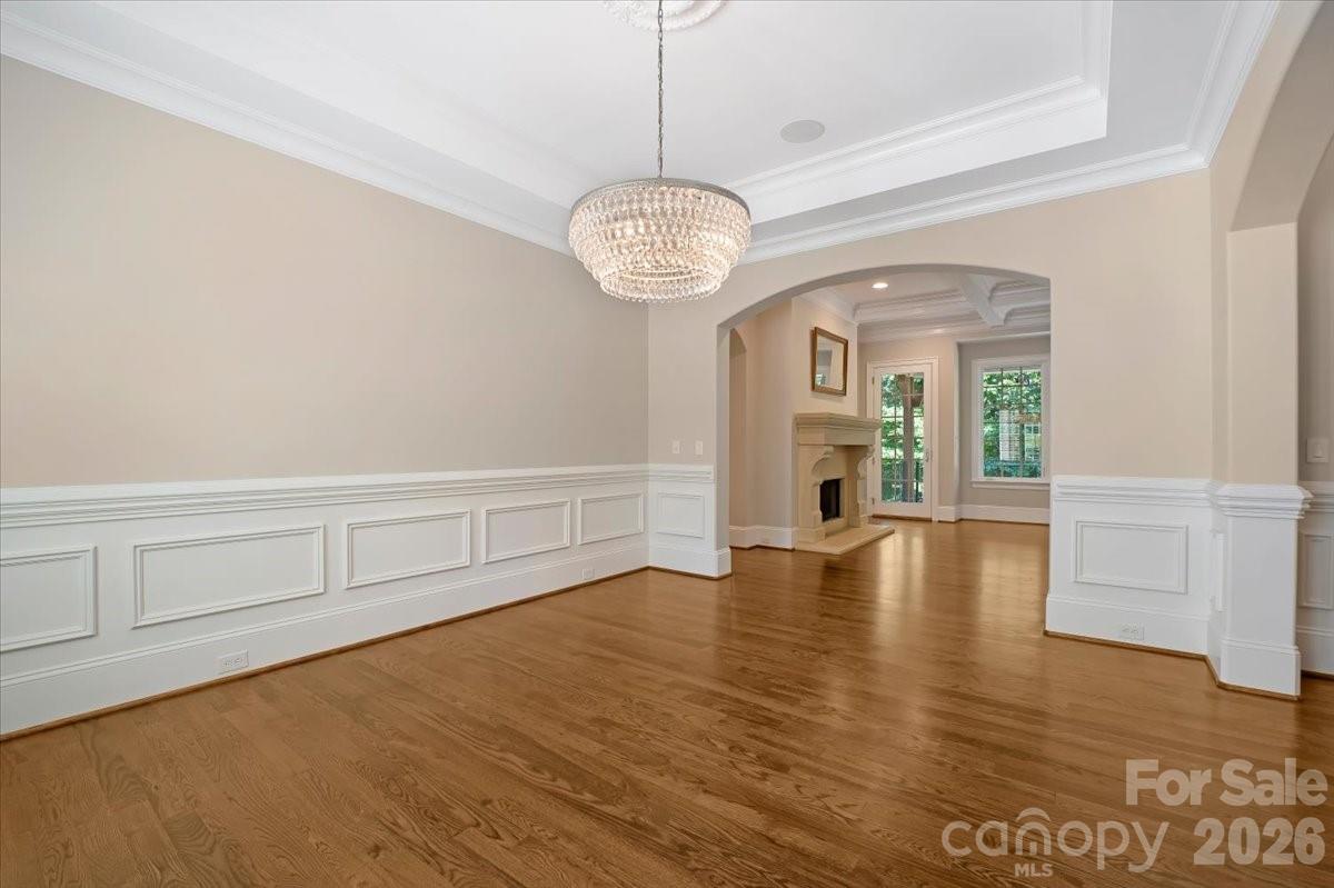 16728 Ashton Oaks Drive Property Photo 4