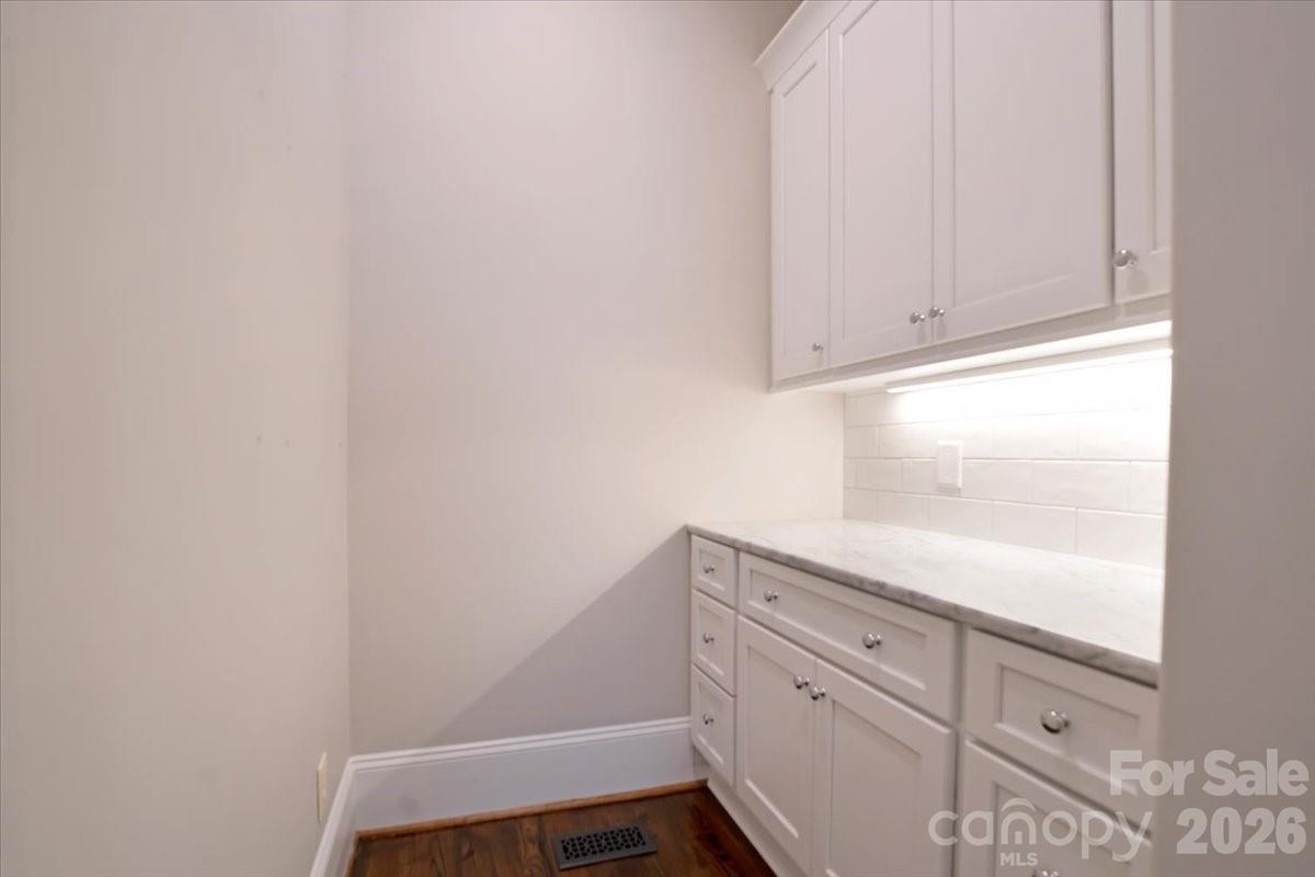 16728 Ashton Oaks Drive Property Photo 14