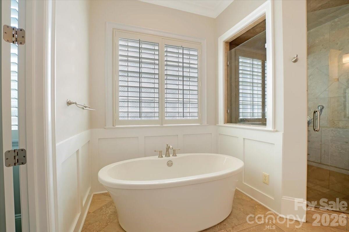 16728 Ashton Oaks Drive Property Photo 19