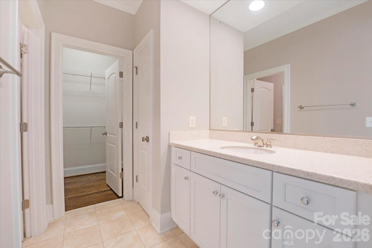 16728 Ashton Oaks Drive Property Photo 28