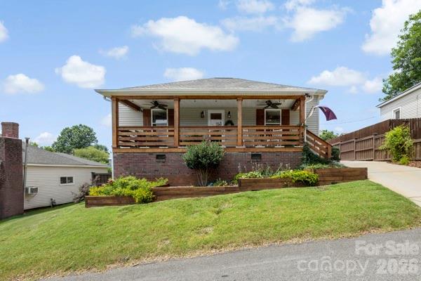 13 1st Street Property Photo 1