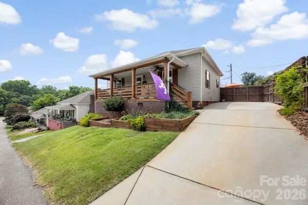 13 1st Street Property Photo 6