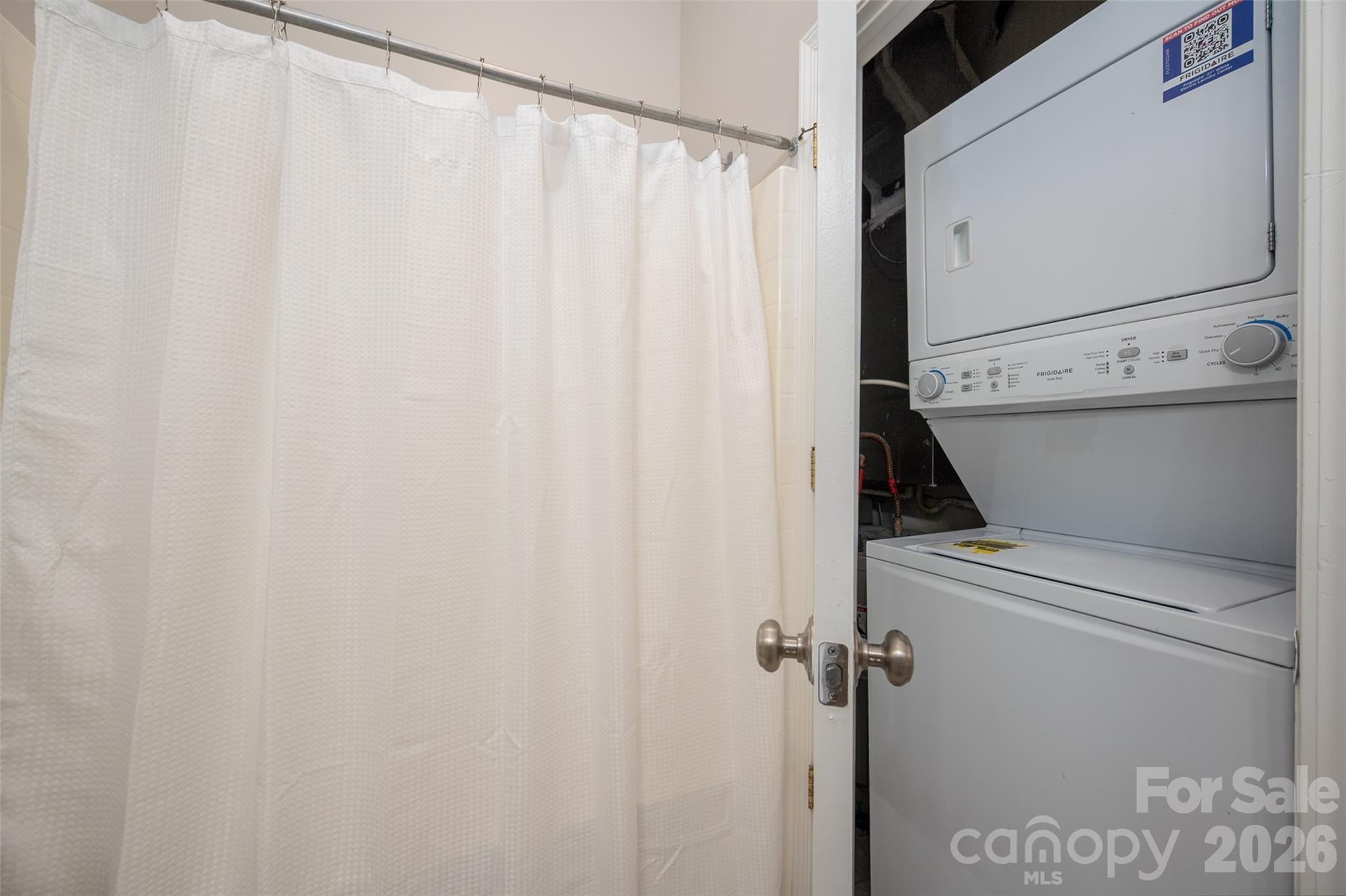 627 Garden District Drive Property Photo 14