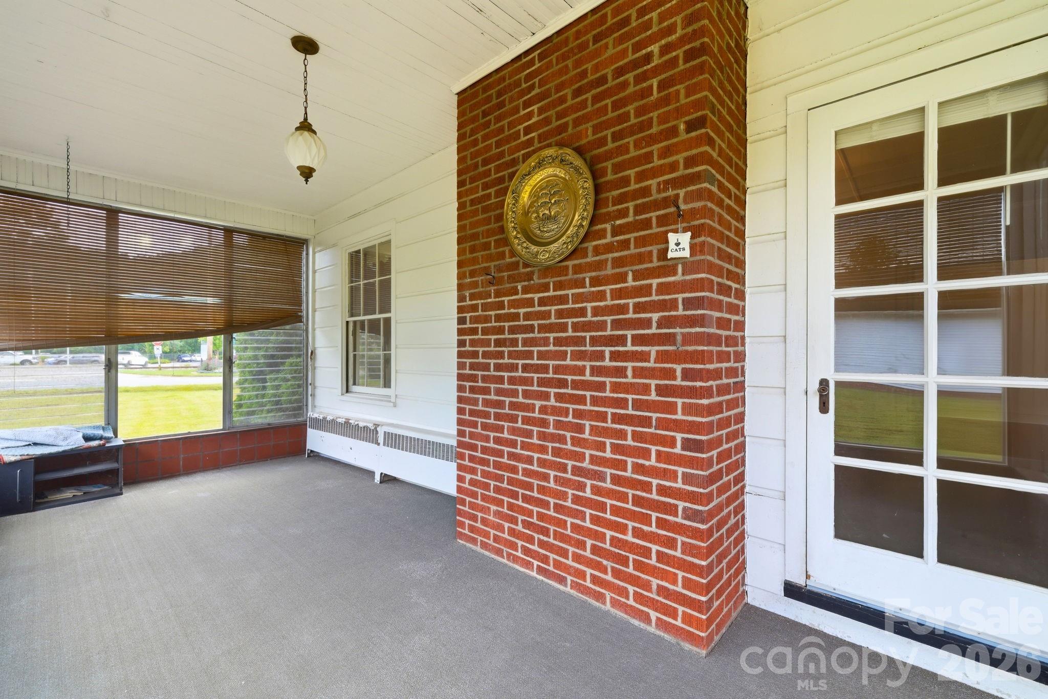 783 Skyland Drive Property Photo 11